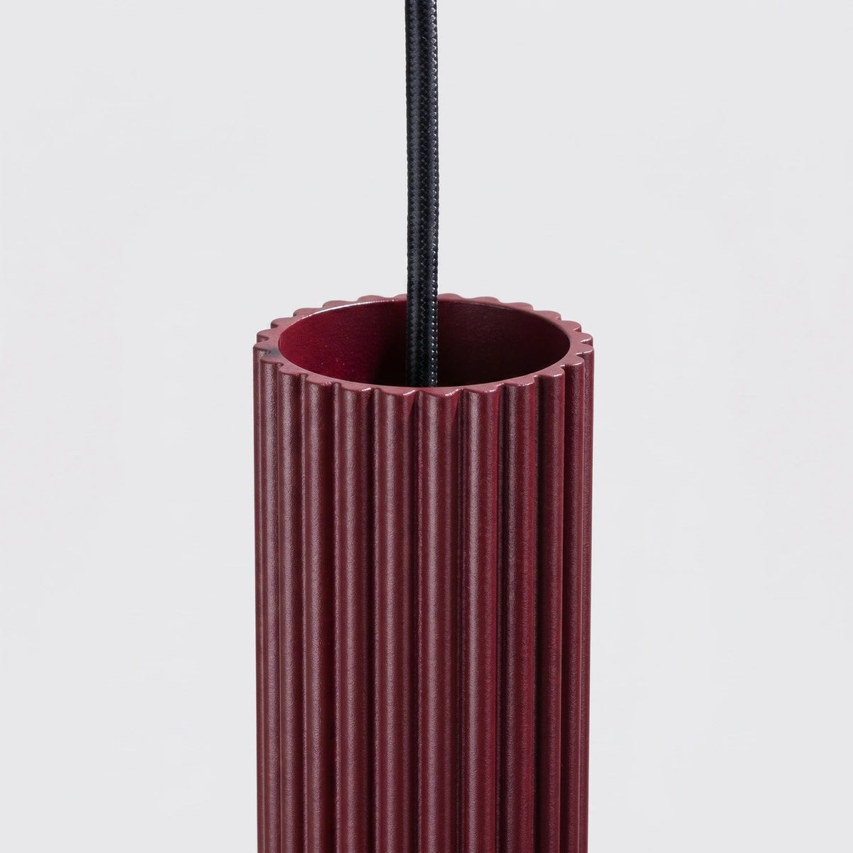 
Design Pendellampe „Karbon“ 1-flammig - Burgundrot