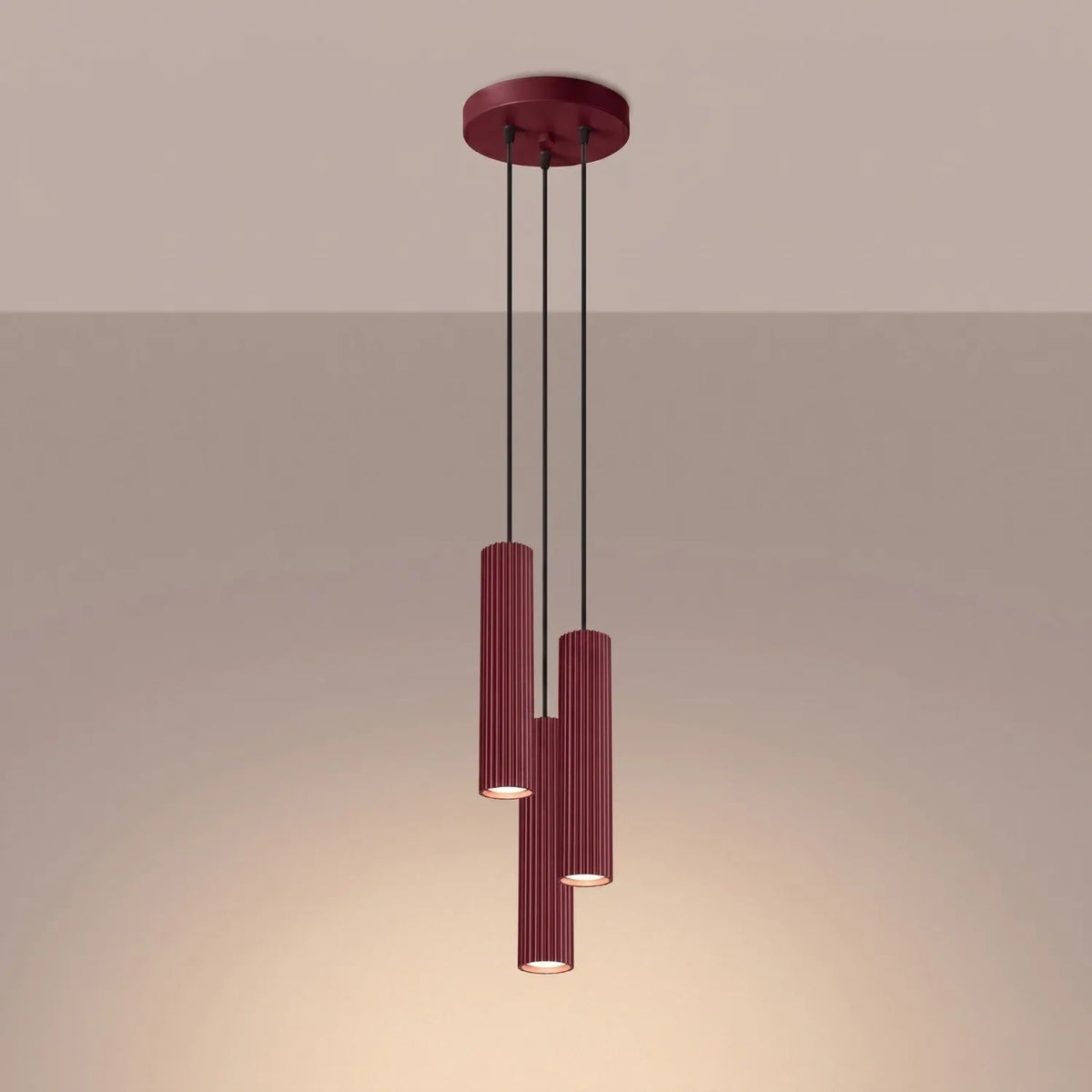 
Design Pendellampe „Karbon“ 3-flammig - Burgundrot