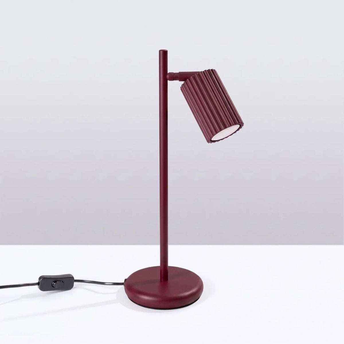 
Design Tischlampe „Karbon“ - Burgundrot