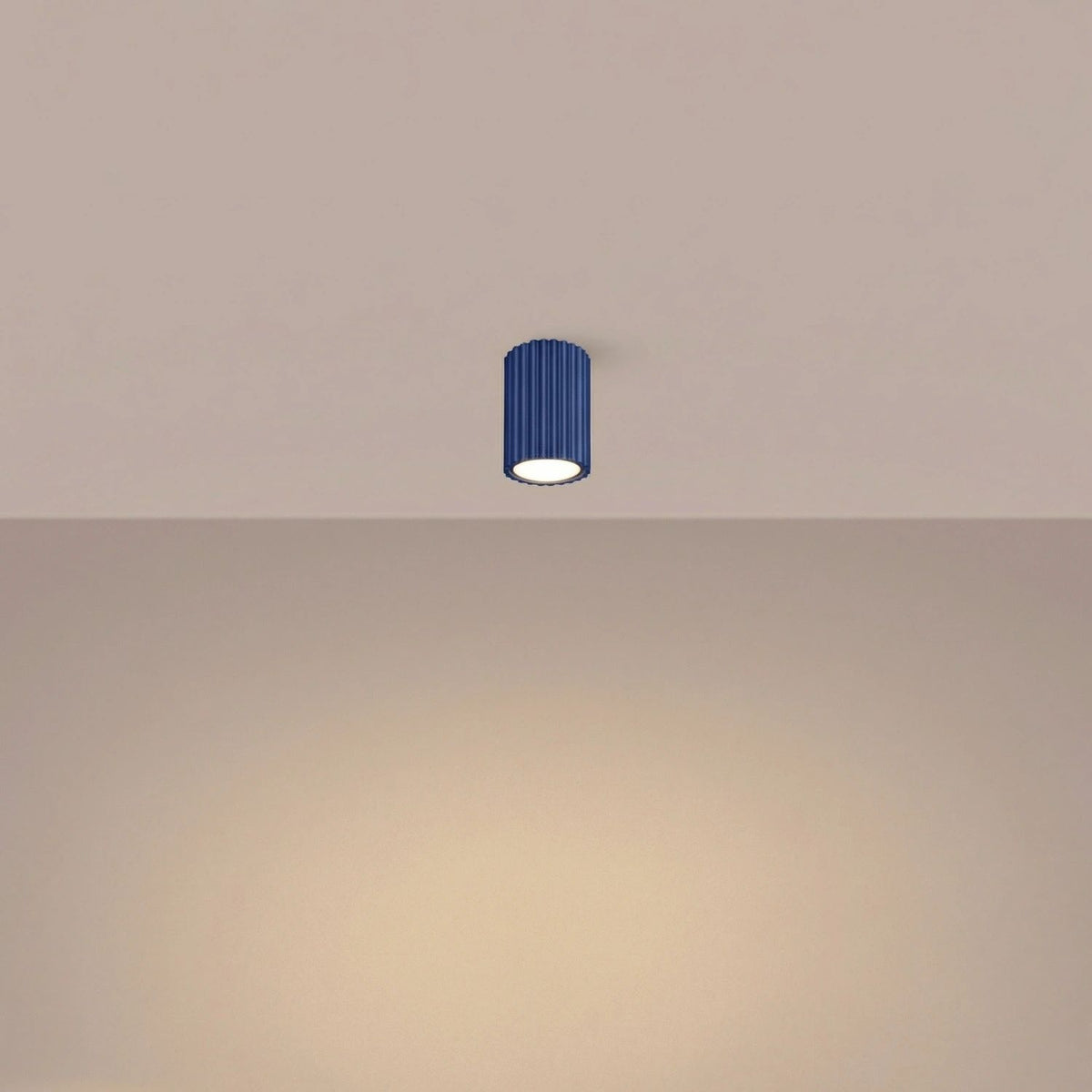
Design Deckenlampe „Karbon“ - Ultramarine / Ø 6.5 x 10 cm