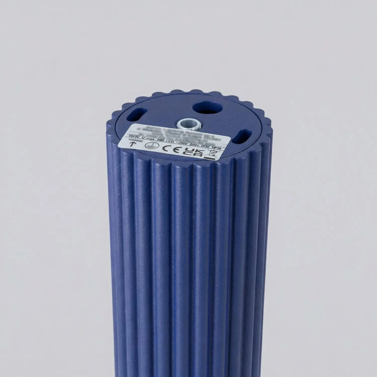 
Design Deckenlampe „Karbon“ - Ultramarine / Ø 6.5 x 60 cm