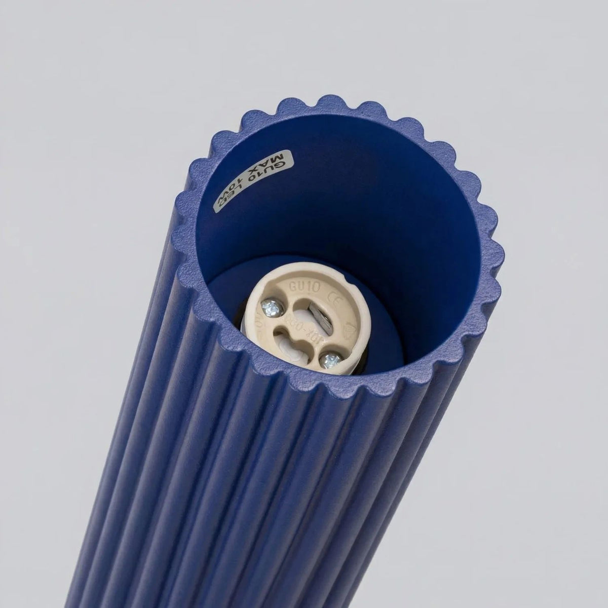 
Design Deckenlampe „Karbon“ - Ultramarine / Ø 6.5 x 60 cm