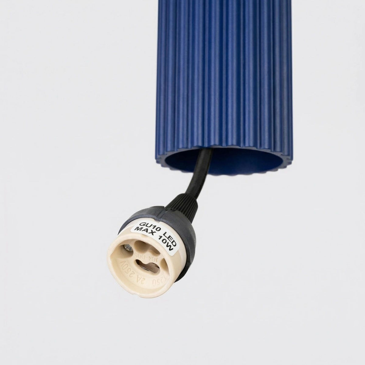 
Design Pendellampe „Karbon“ 1-flammig - Ultramarine