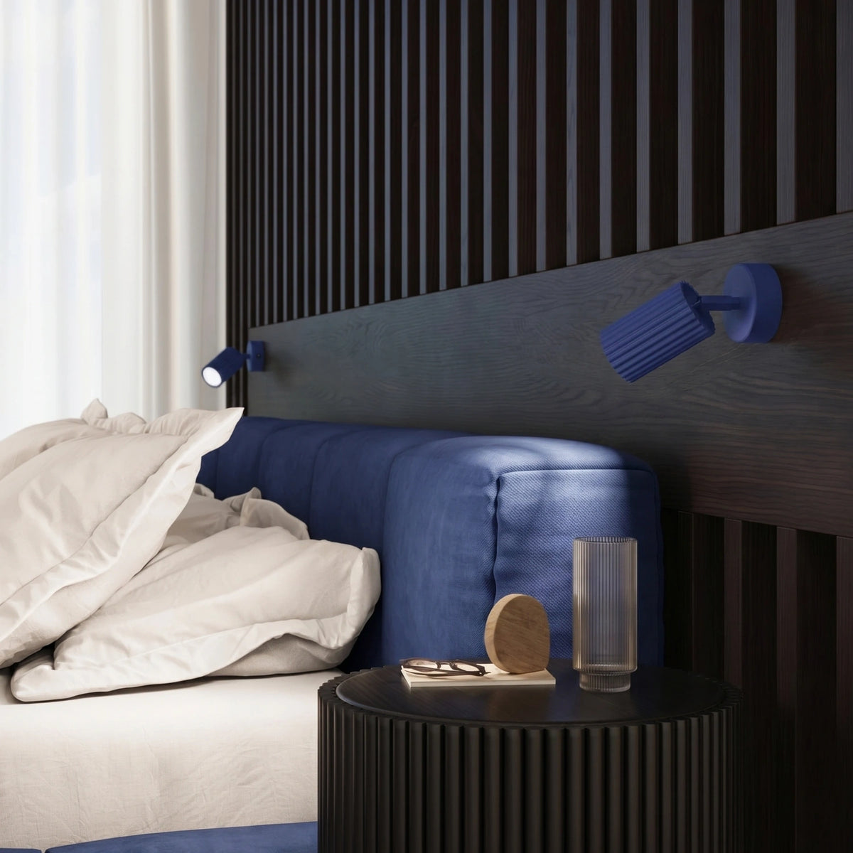 
Design Wandlampe „Karbon“ mit Schalter - Ultramarine