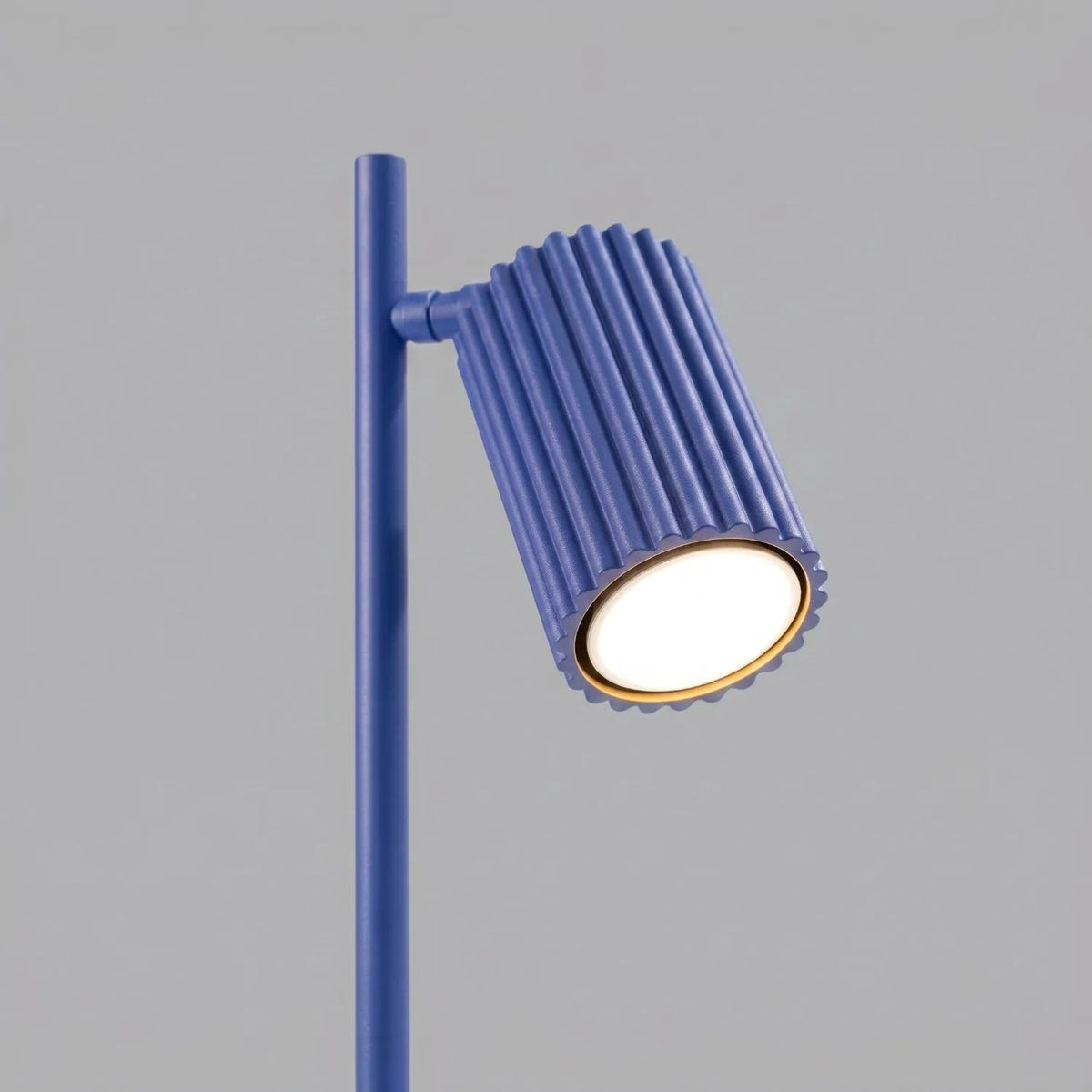 
Design Tischlampe „Karbon“ - Ultramarine