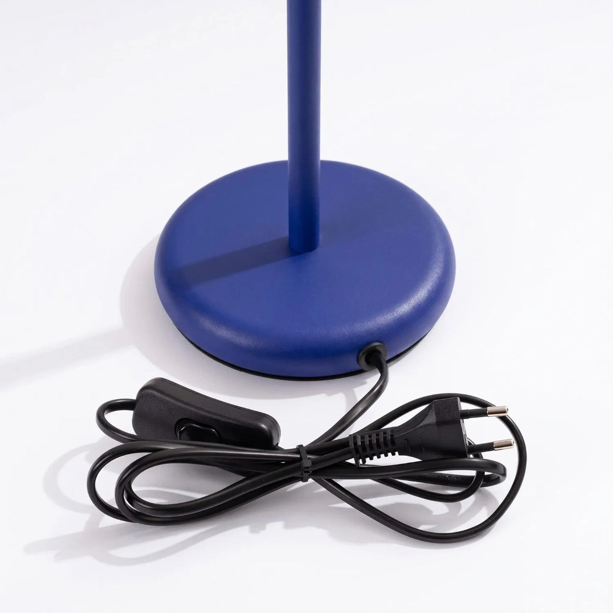 
Design Tischlampe „Karbon“ - Ultramarine