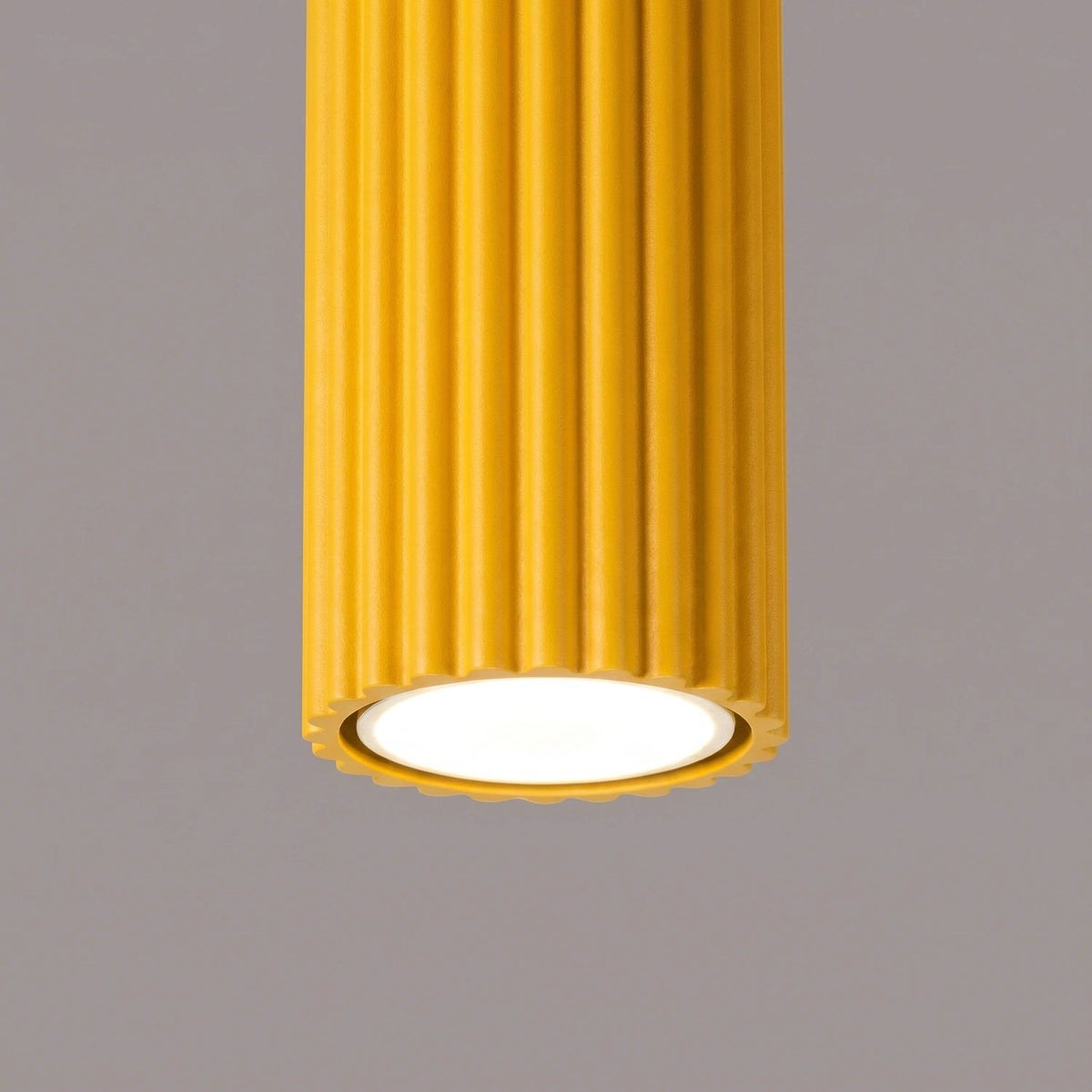 
Design Deckenlampe „Karbon“ - Gelb / Ø 6.5 x 10 cm