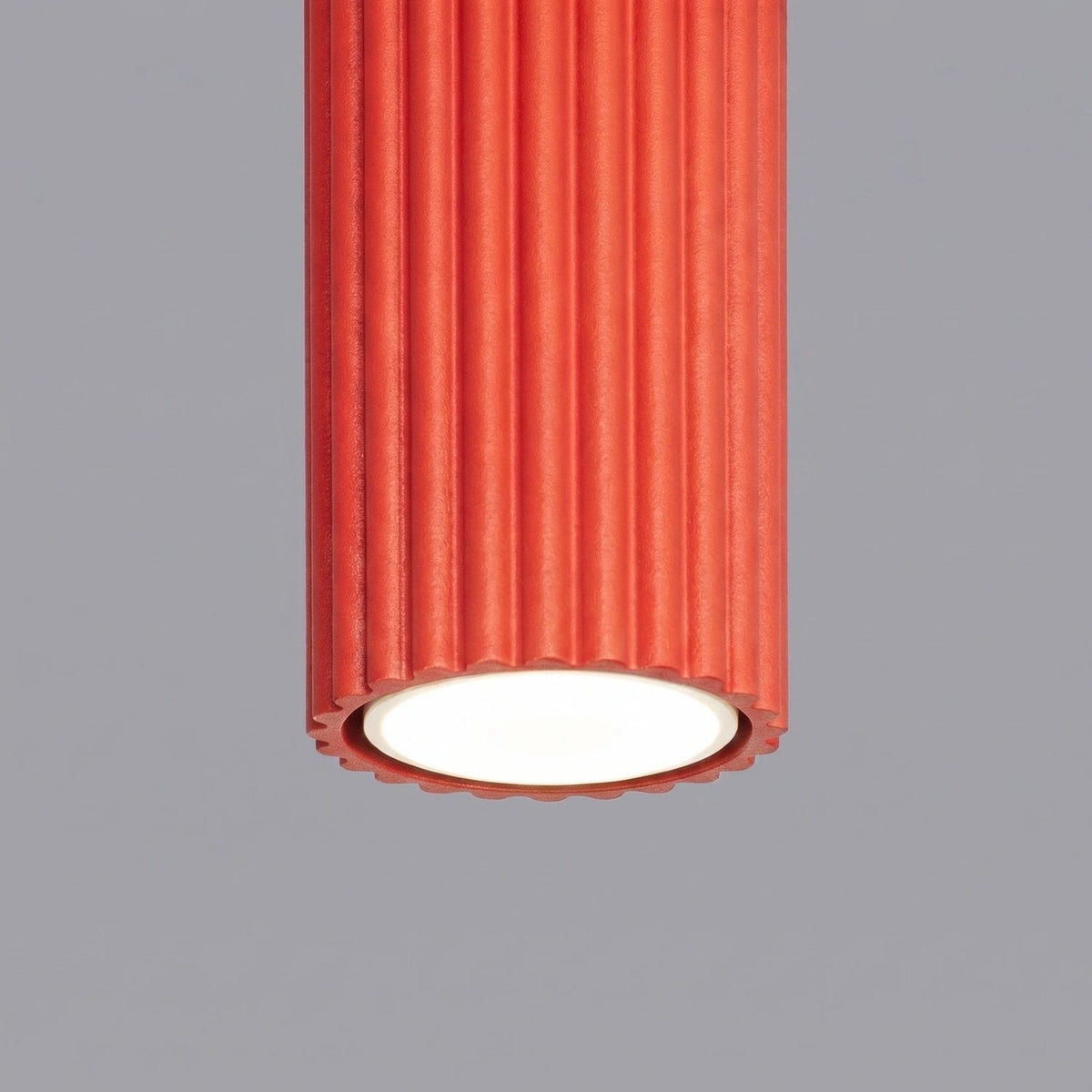 
Design Deckenlampe „Karbon“ - Rot / Ø 6.5 x 10 cm