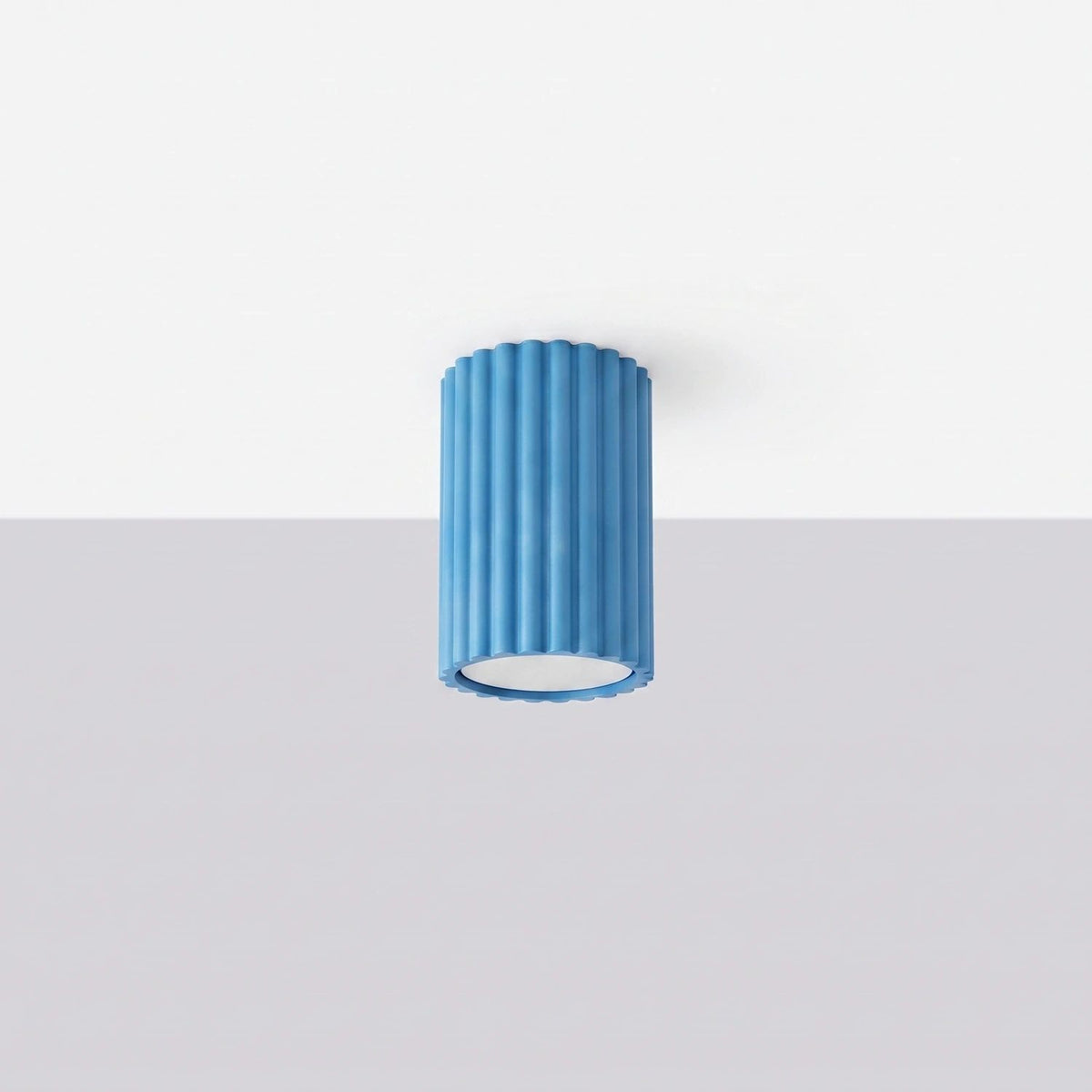 
Design Deckenlampe „Karbon“ - Hellblau / Ø 6.5 x 10 cm