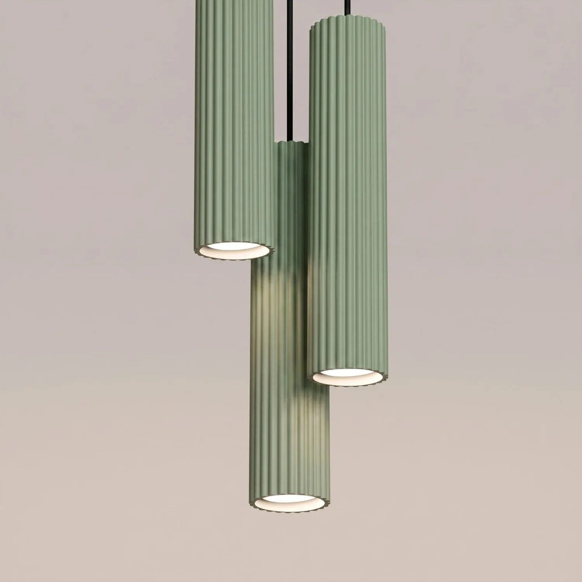 
Design Pendellampe „Karbon“ 3-flammig - Salbeigrün