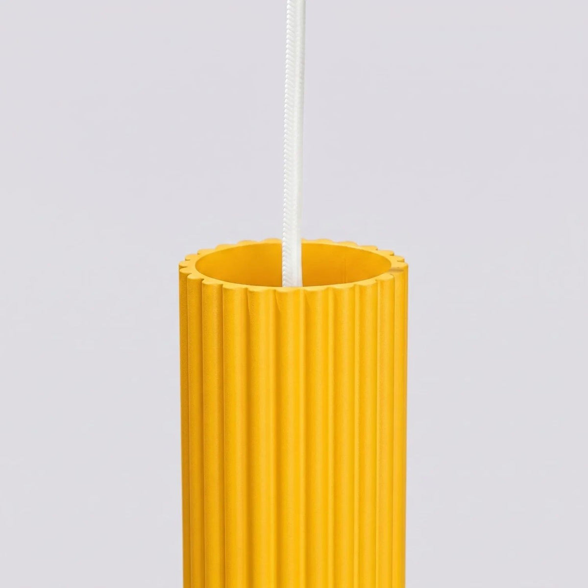
Design Pendellampe „Karbon“ 3-flammig - Gelb