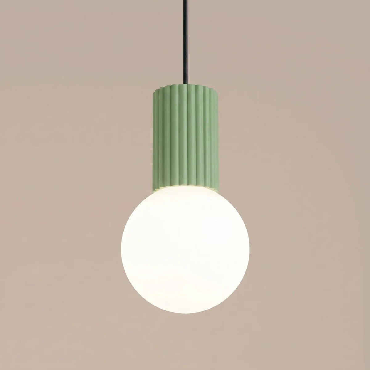 
Design Pendellampe „Halo“, 1-flammig - Salbeigrün