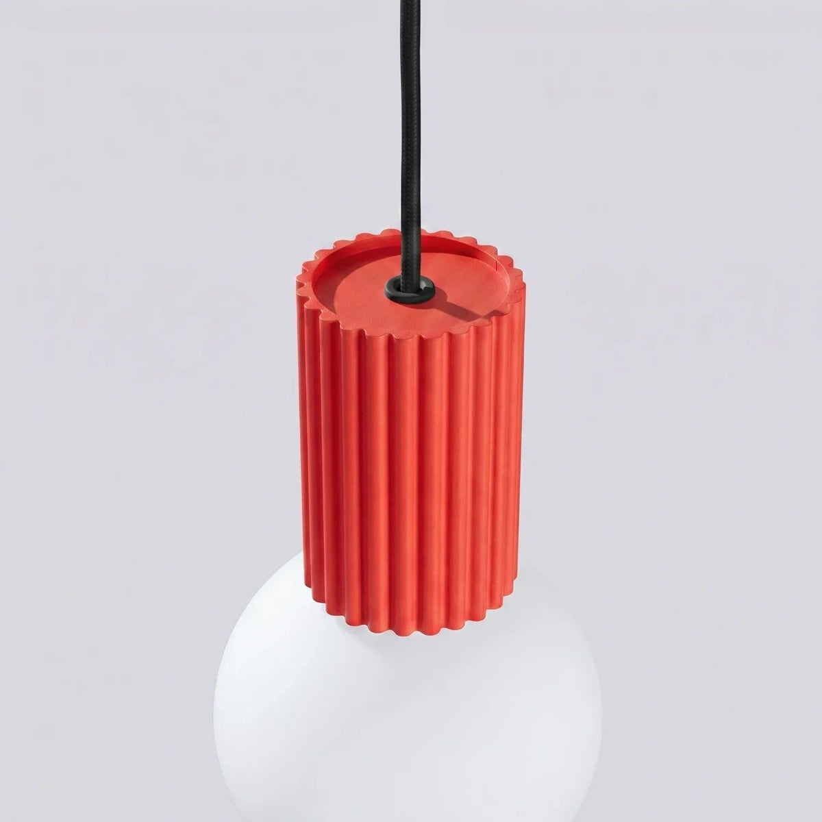 
Design Pendellampe „Halo“, 1-flammig - Rot