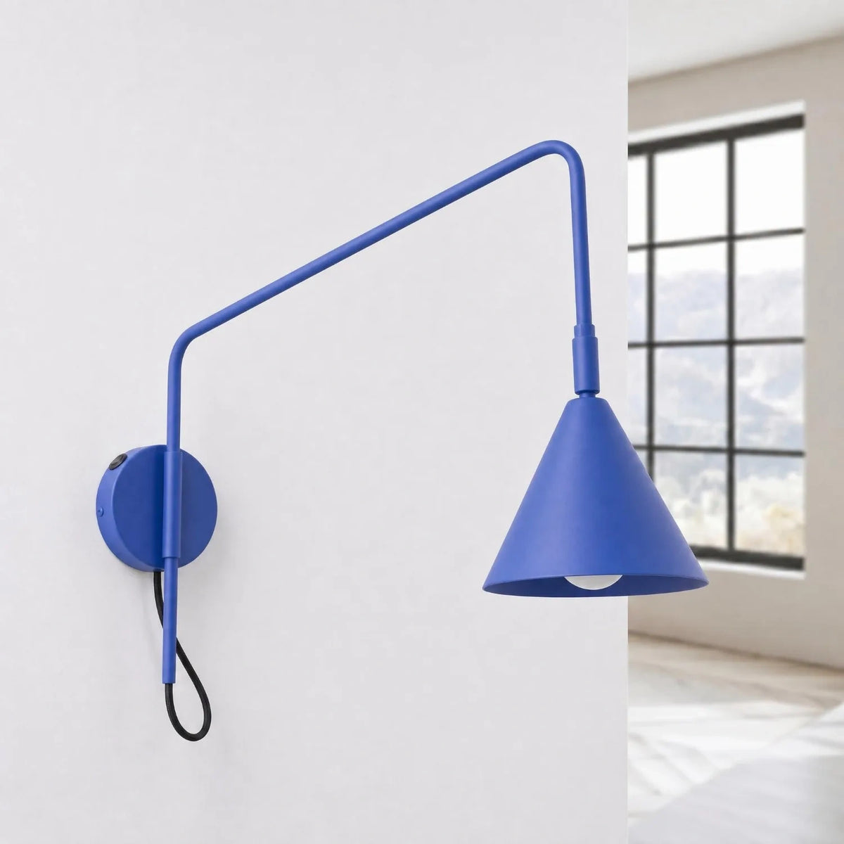 
Design Wandlampe „Nox“ 1-flammig mit Schalter - Ultramarin