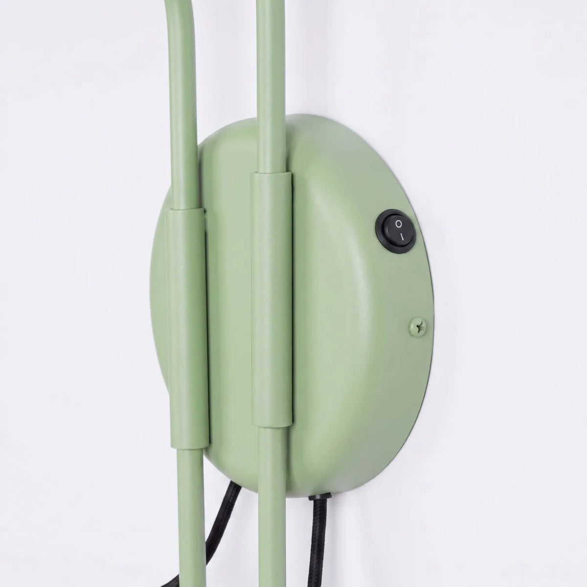 
Design Wandlampe „Nox“ 2-flammig mit Schalter - Salbeigrün