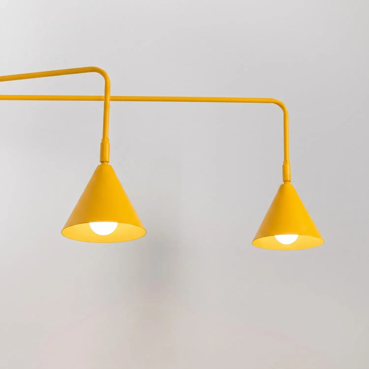 
Design Wandlampe „Nox“ 2-flammig mit Schalter - Gelb