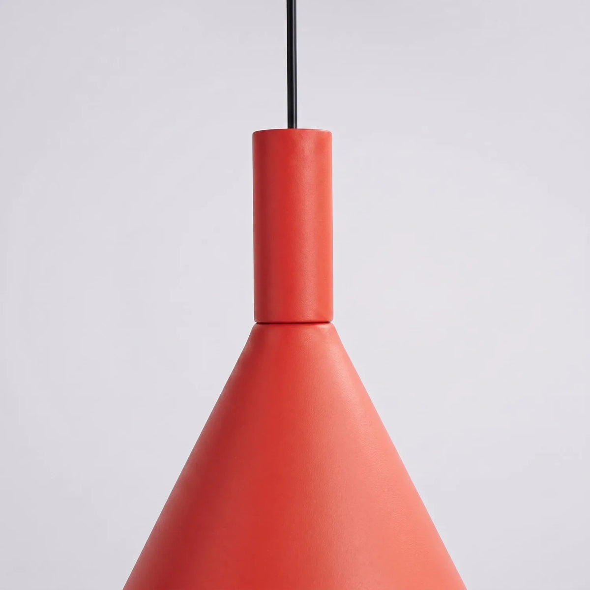 
Lampada a sospensione di design „Nox“ - Rosso / Ø 25 cm