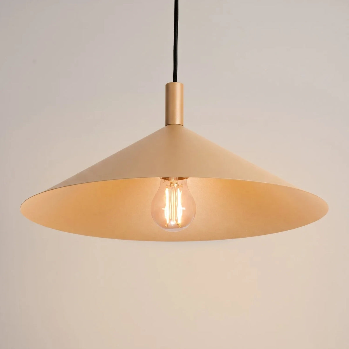 
Lampada a sospensione di design „Nox“ - Oro / Ø 40 cm