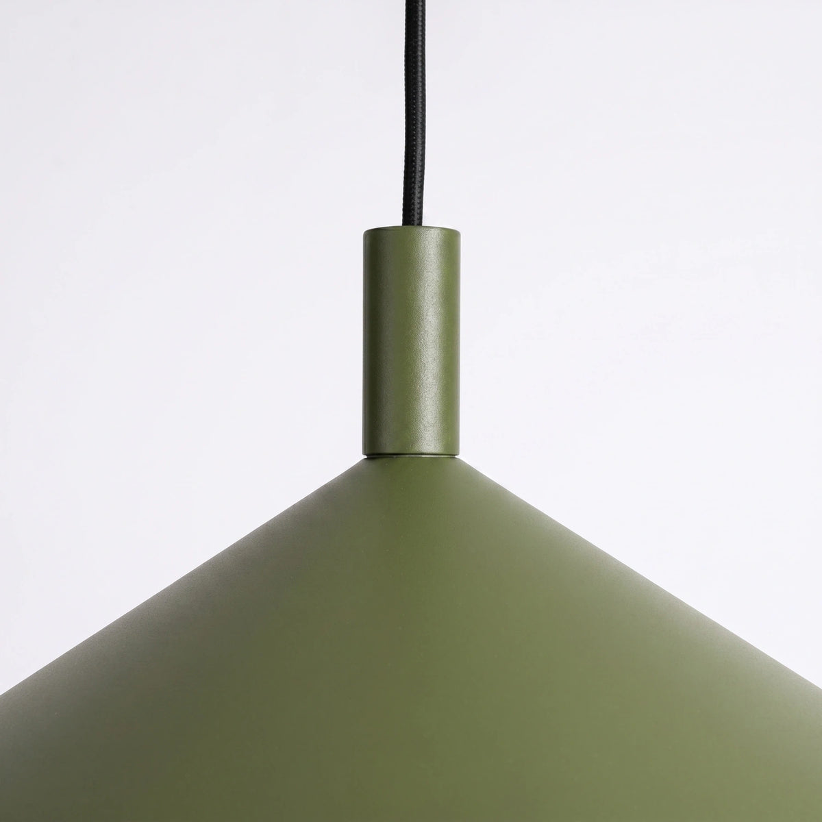 
Lampada a sospensione di design „Nox“ - Verde oliva / Ø 40 cm