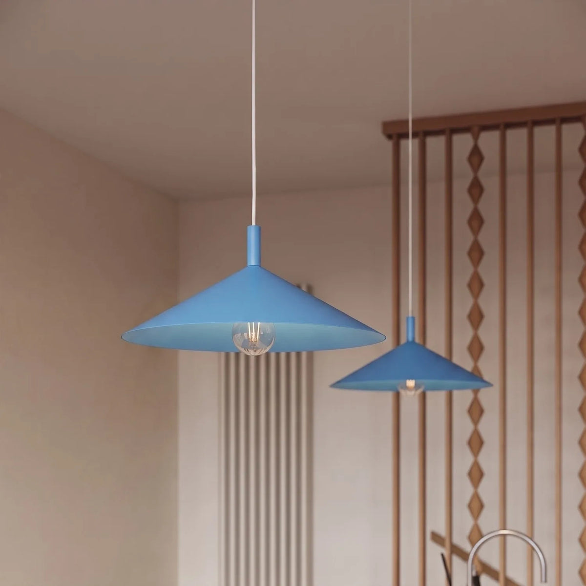 
Lampada a sospensione di design „Nox“ - Azzurro chiaro / Ø 40 cm