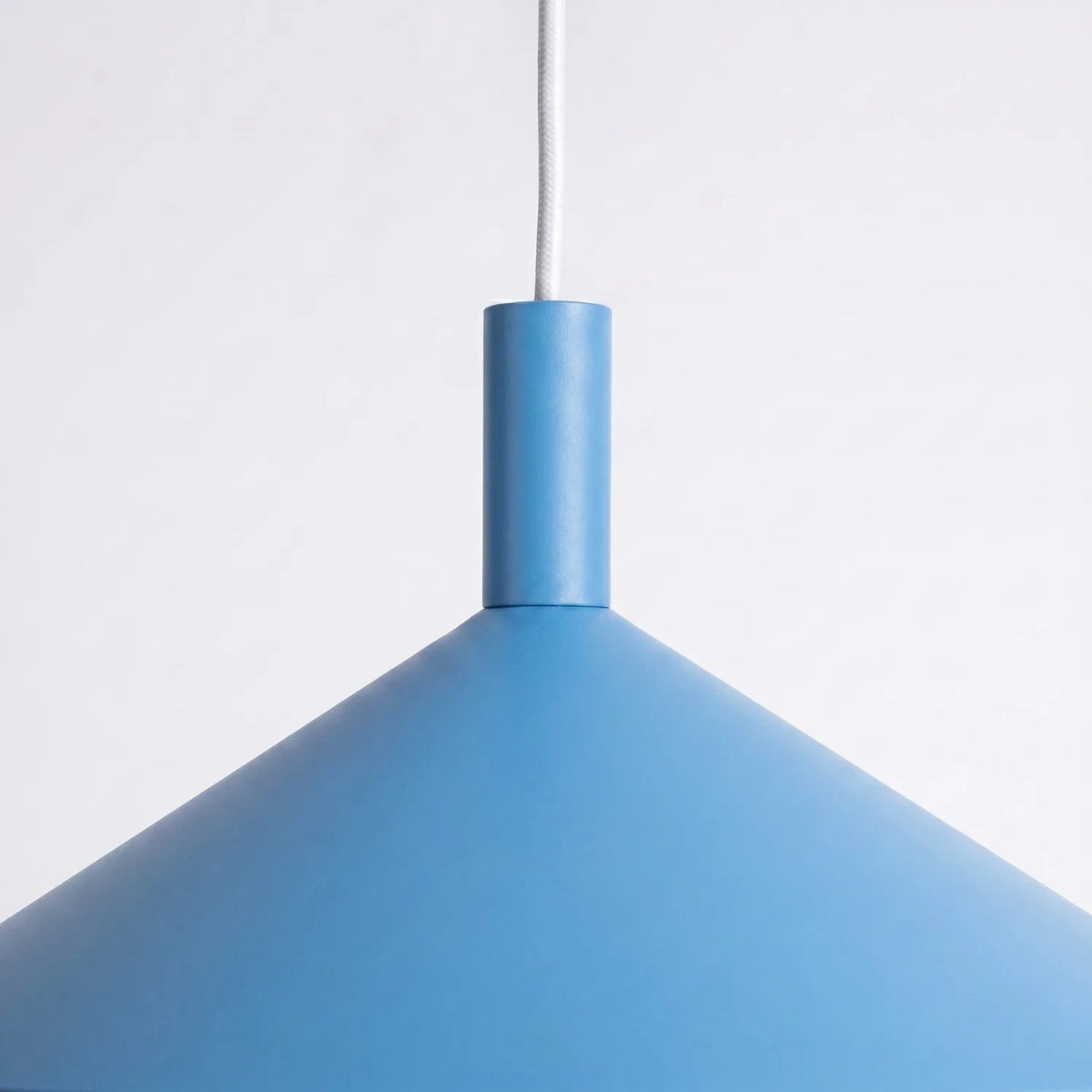 
Lampada a sospensione di design „Nox“ - Azzurro chiaro / Ø 40 cm