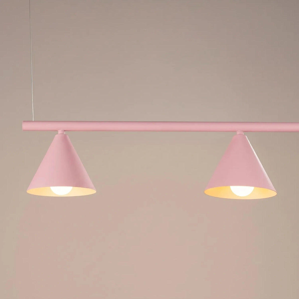 
Lampada a sospensione di design „Nox“ a 4 luci - Rosa