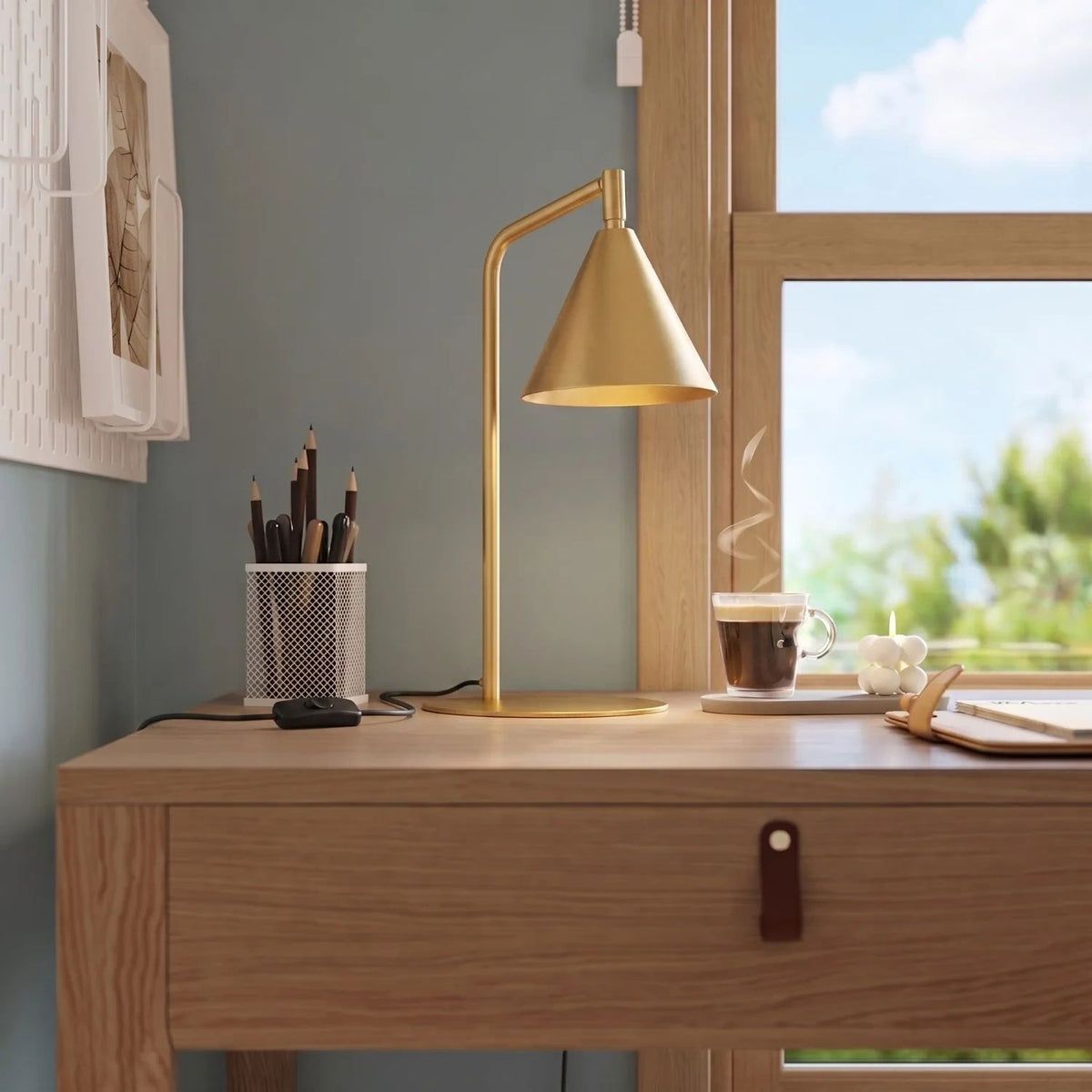 
Design Tischlampe „Nox“ - Gold