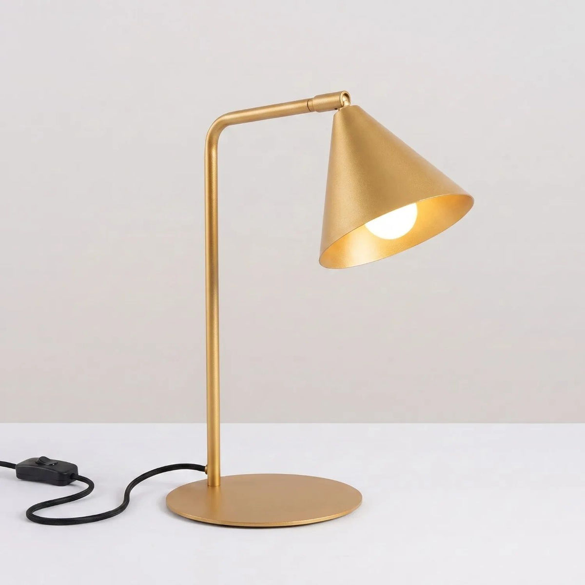 
Design Tischlampe „Nox“ - Gold