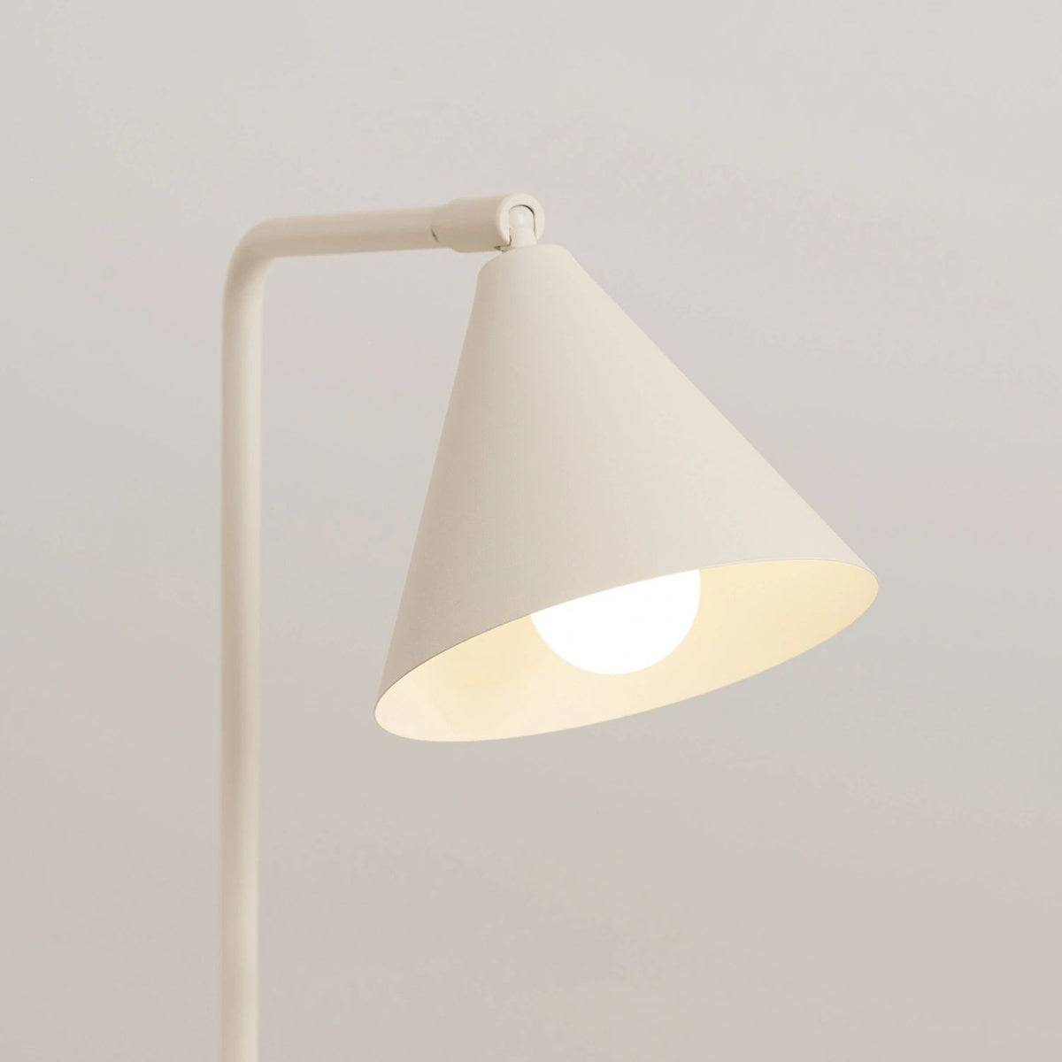
Design Tischlampe „Nox“ - Beige