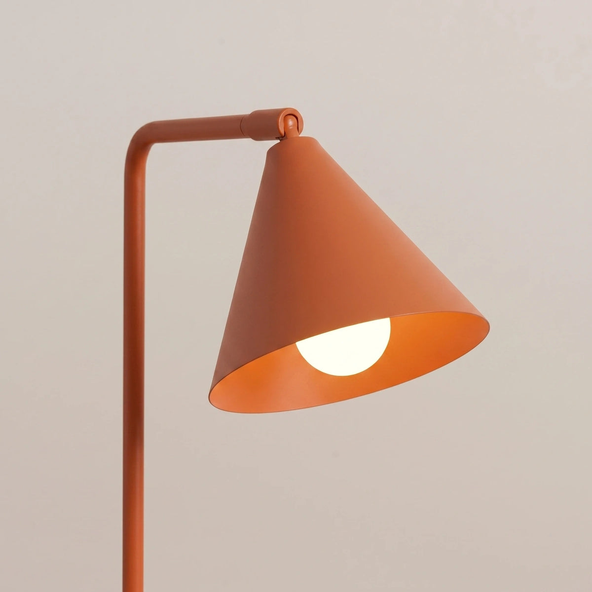
Design Tischlampe „Nox“ - Ockerrot