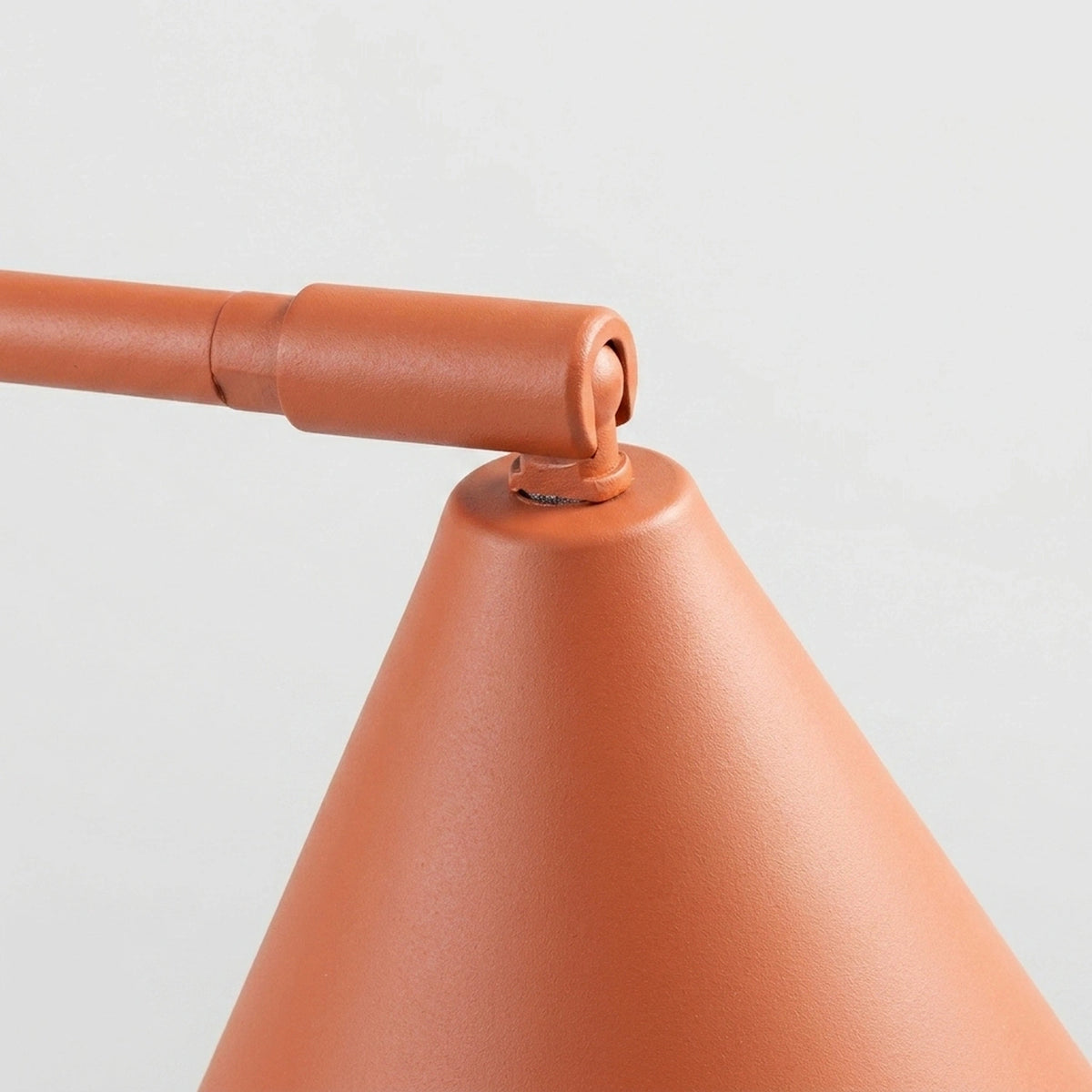 
Design Tischlampe „Nox“ - Ockerrot