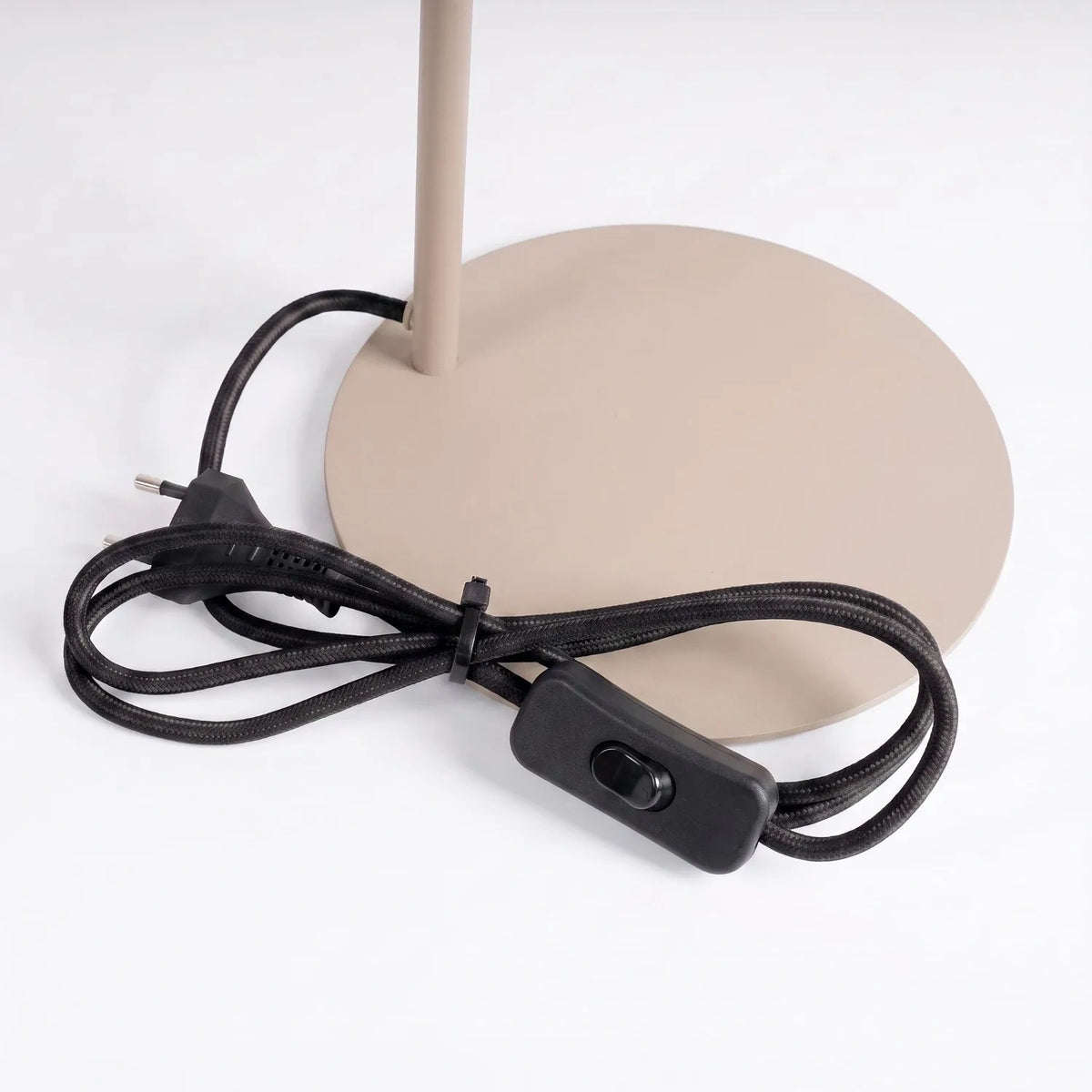 
Design Tischlampe „Nox“ - Taupe
