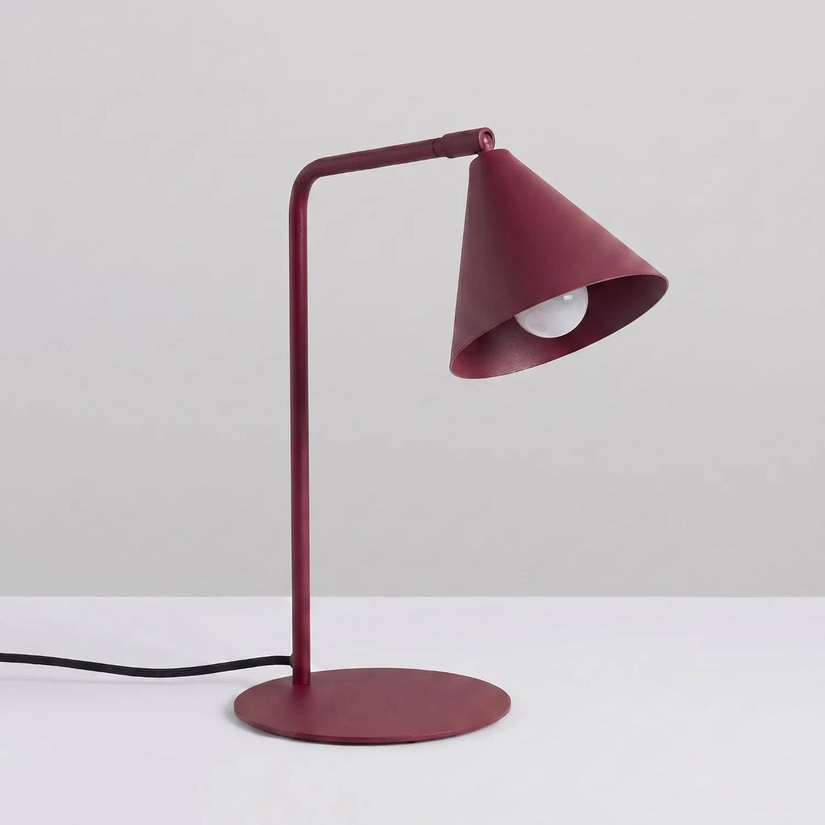
Design Tischlampe „Nox“ - Burgundrot