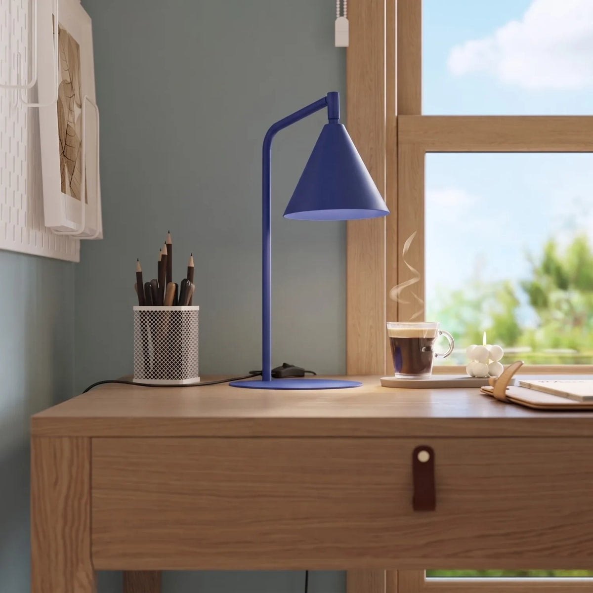 
Design Tischlampe „Nox“ - Ultramarin