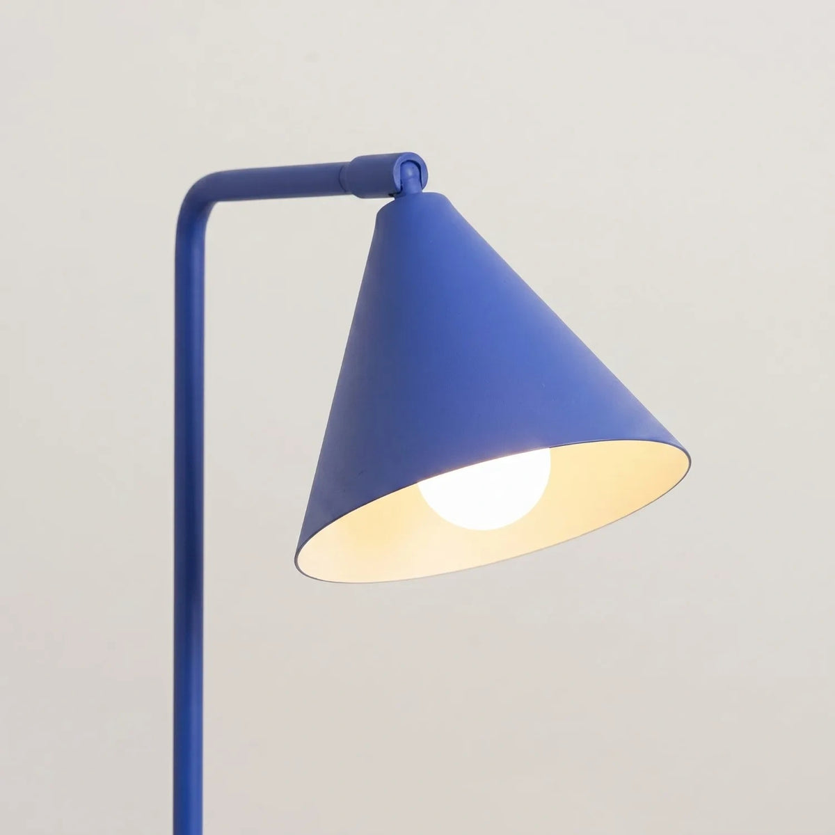 
Design Tischlampe „Nox“ - Ultramarin