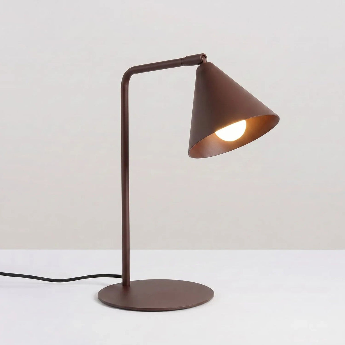 
Design Tischlampe „Nox“ - Braun