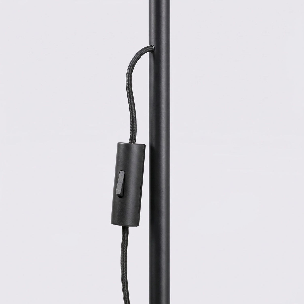 
Design Stehlampe „Nox“ - Schwarz