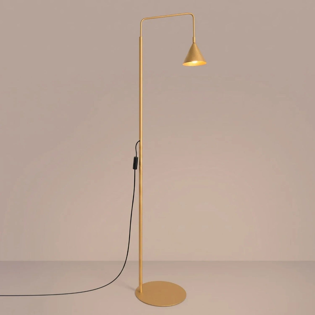 
Design Stehlampe „Nox“ - Gold