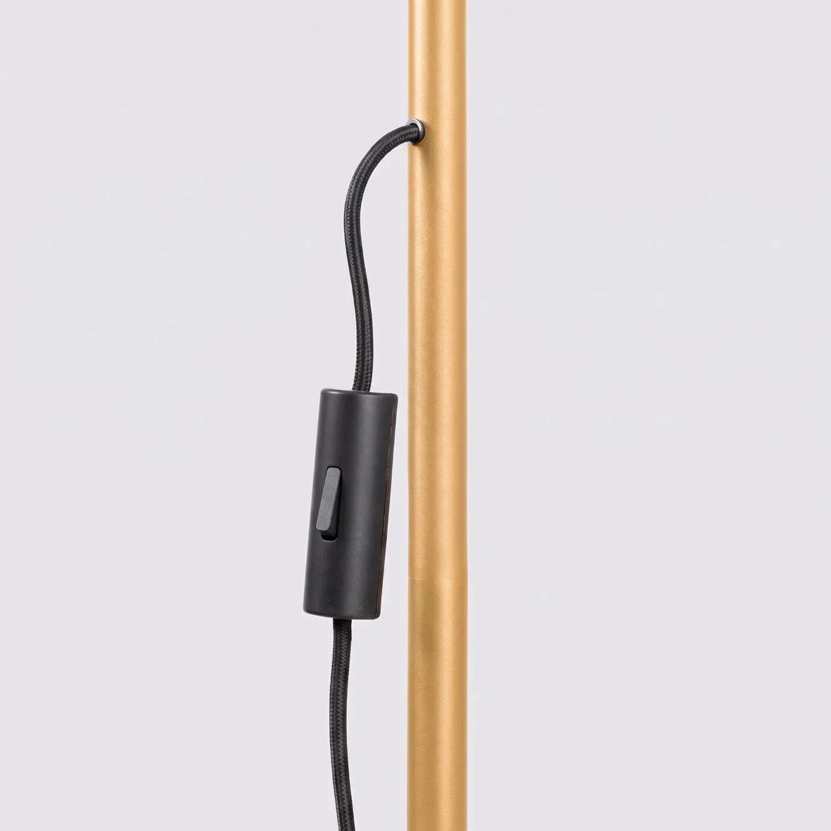 
Design Stehlampe „Nox“ - Gold