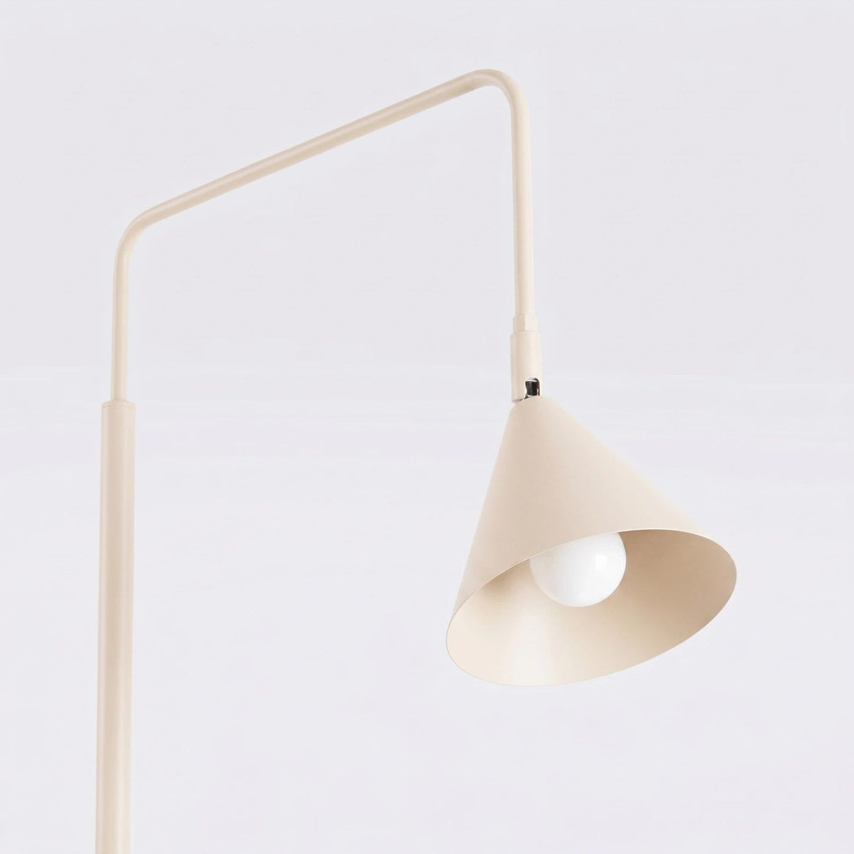 
Design Stehlampe „Nox“ - Beige