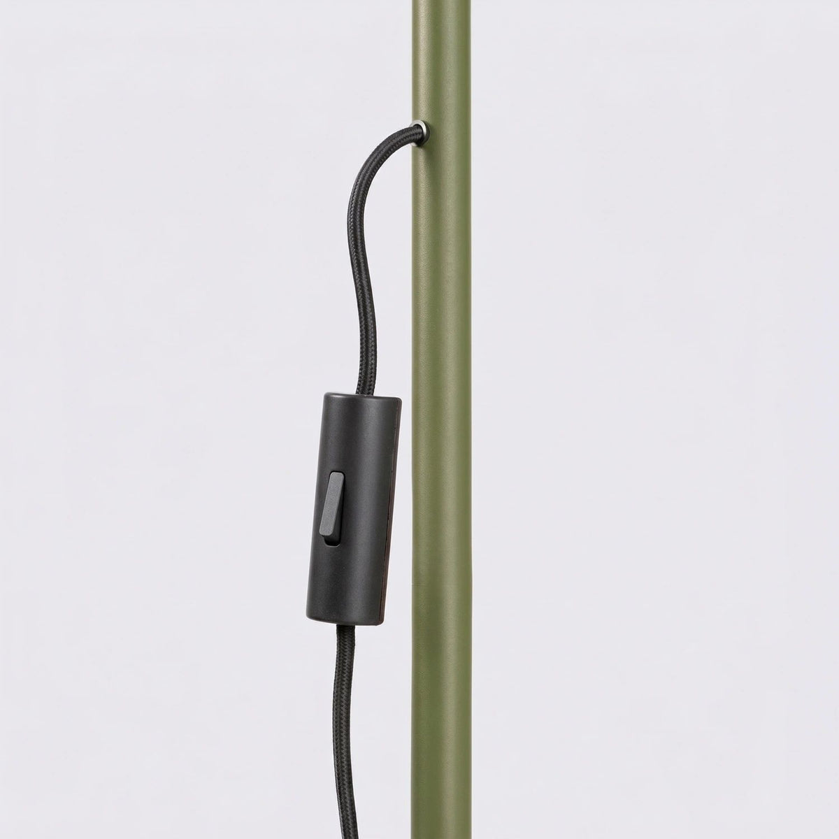 
Design Stehlampe „Nox“ - Olivgrün