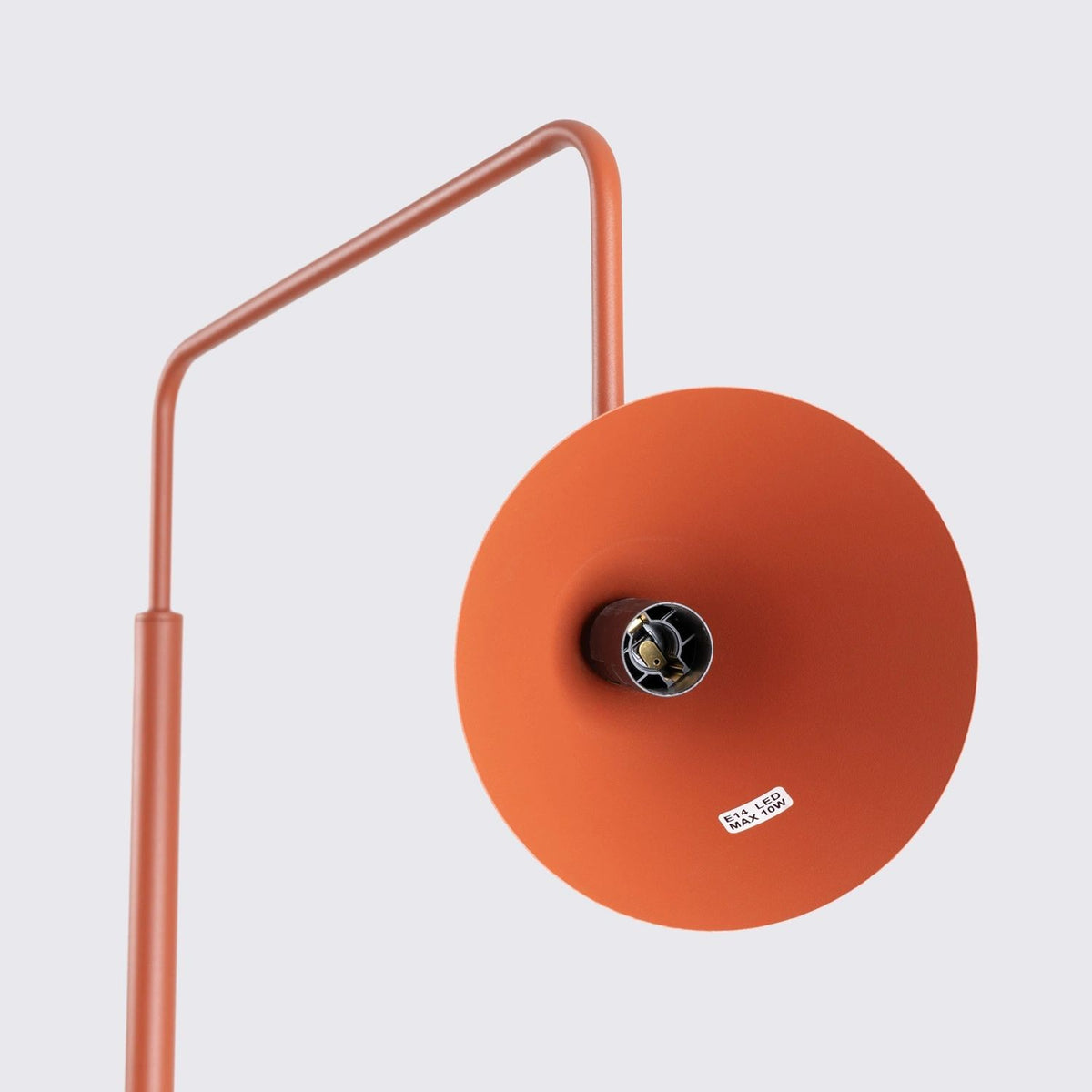 
Design Stehlampe „Nox“ - Ockerrot