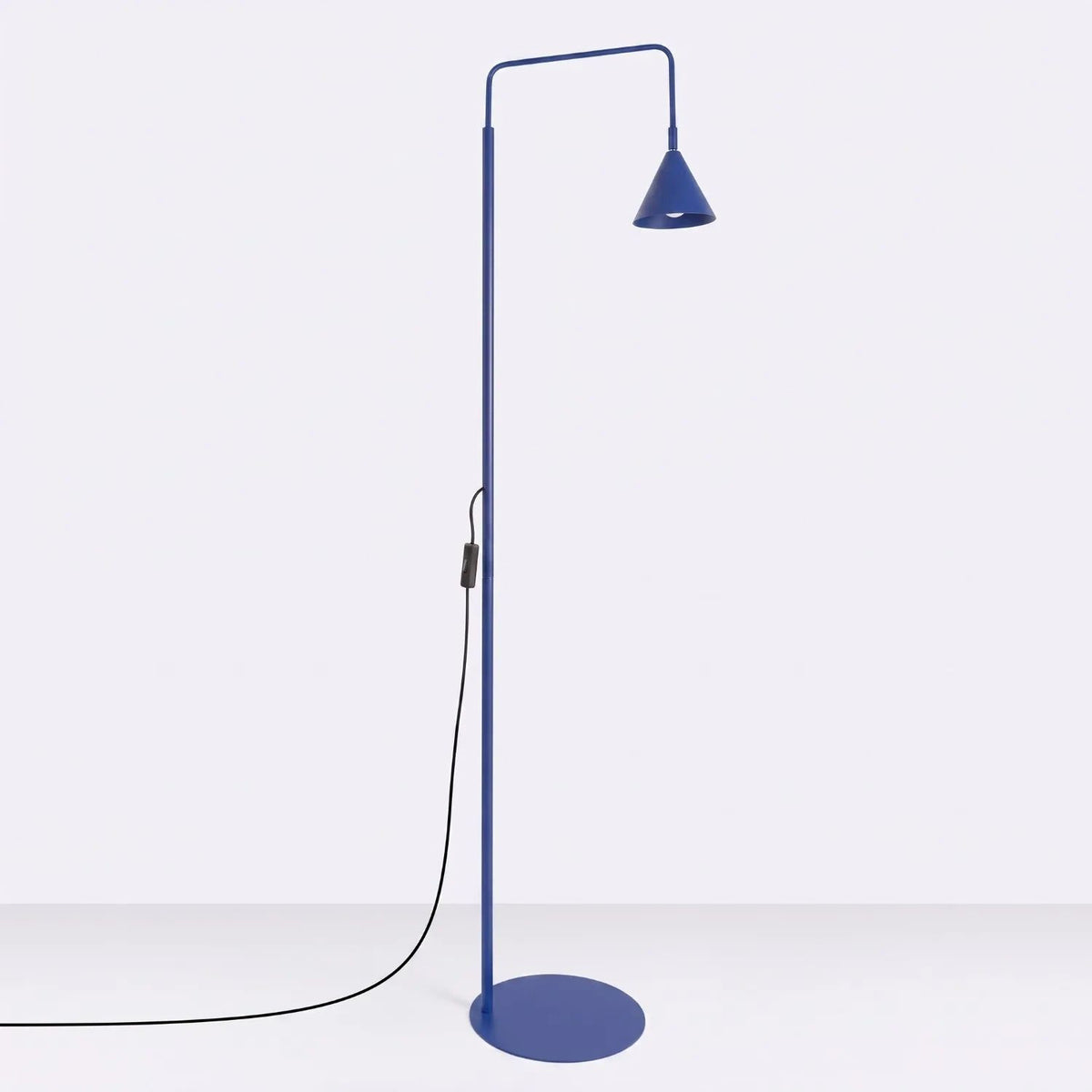 
Design Stehlampe „Nox“ - Ultramarin