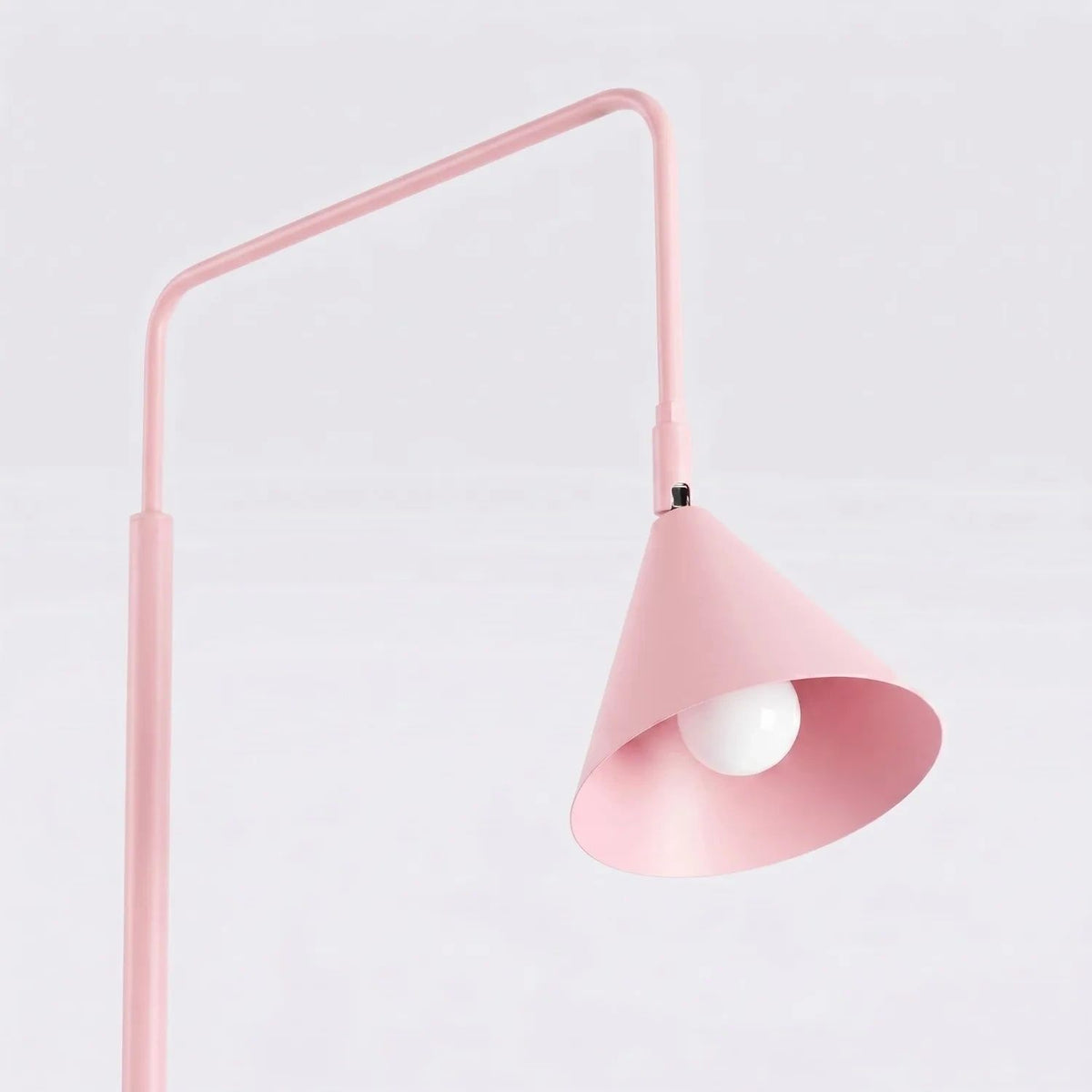 
Design Stehlampe „Nox“ - Rosa