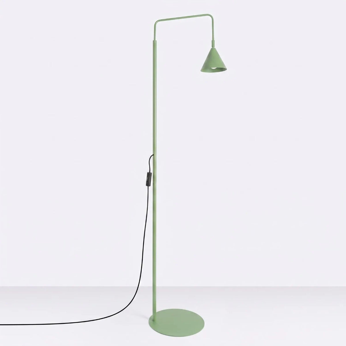 
Design Stehlampe „Nox“ - Salbeigrün