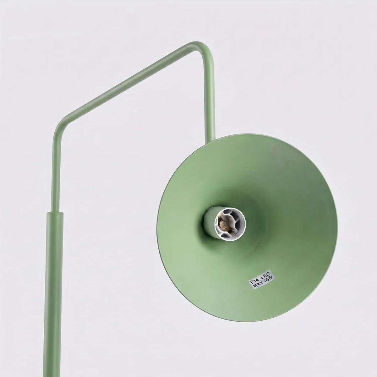 
Design Stehlampe „Nox“ - Salbeigrün