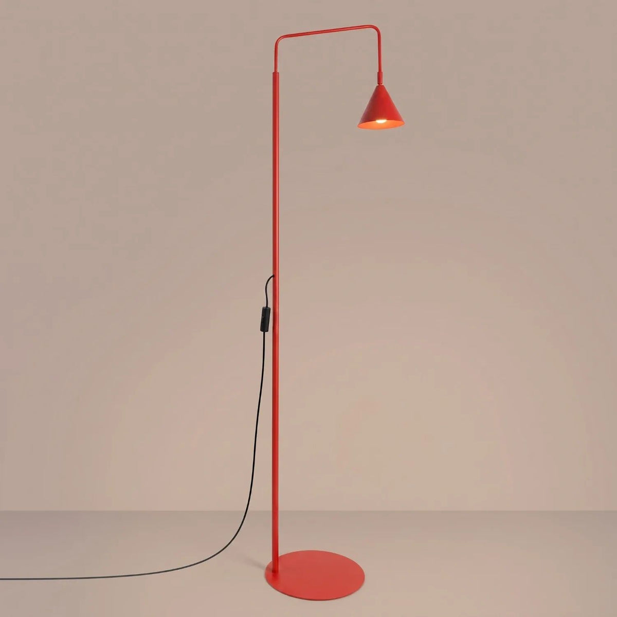 
Design Stehlampe „Nox“ - Rot