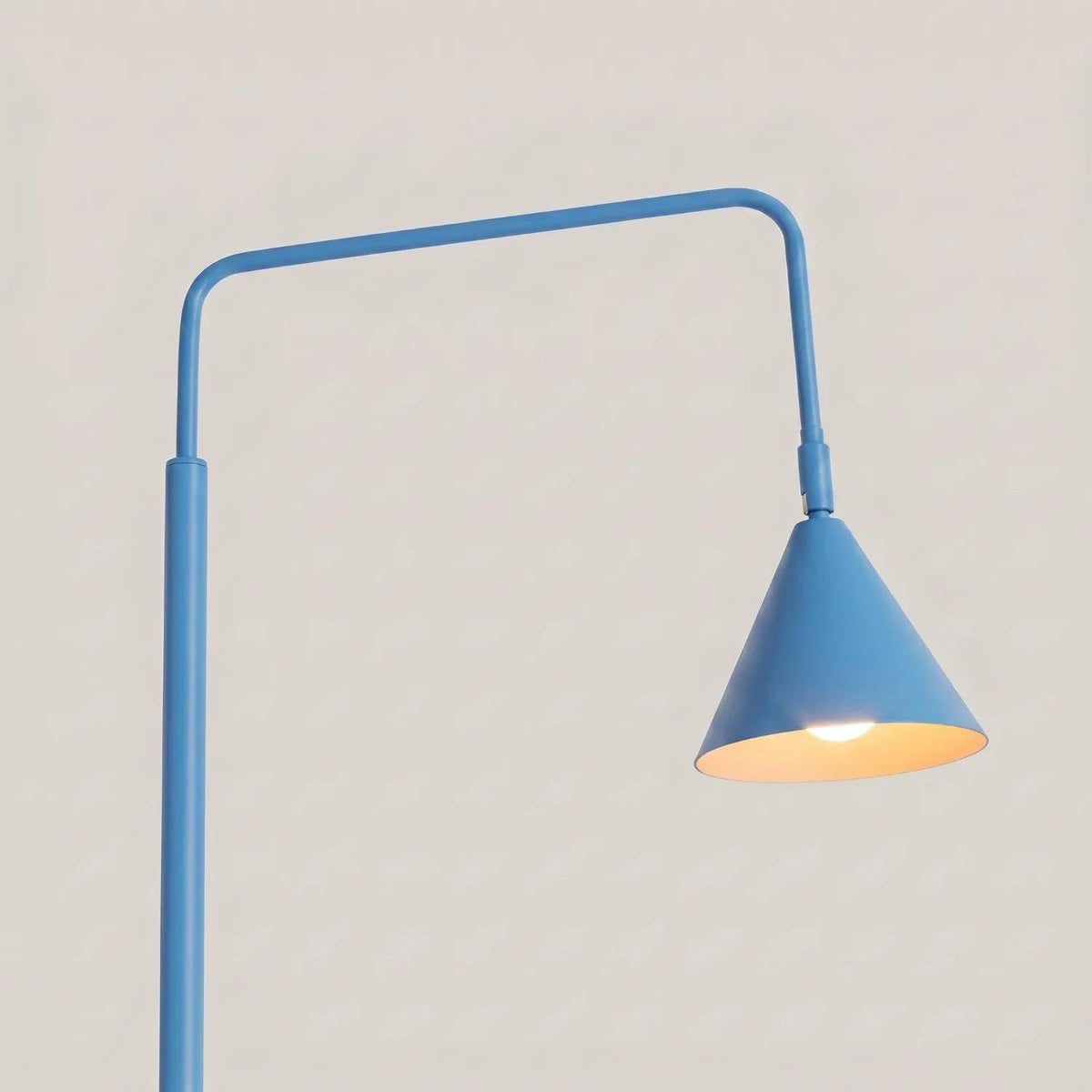 
Design Stehlampe „Nox“ - Hellblau