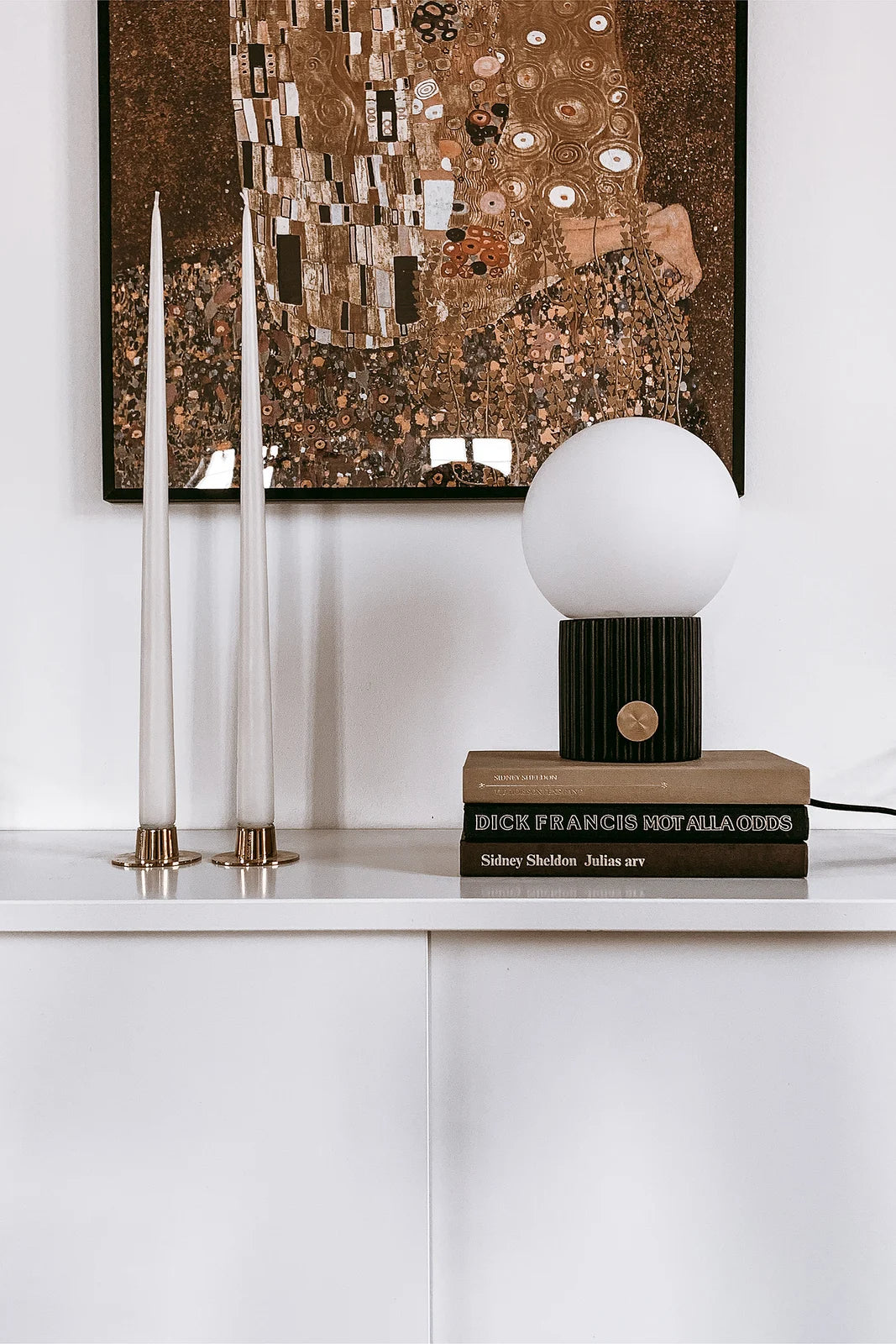 
Design Tischlampe „Hubble“ Ø 15/ H 23.5 cm - Schwarz
