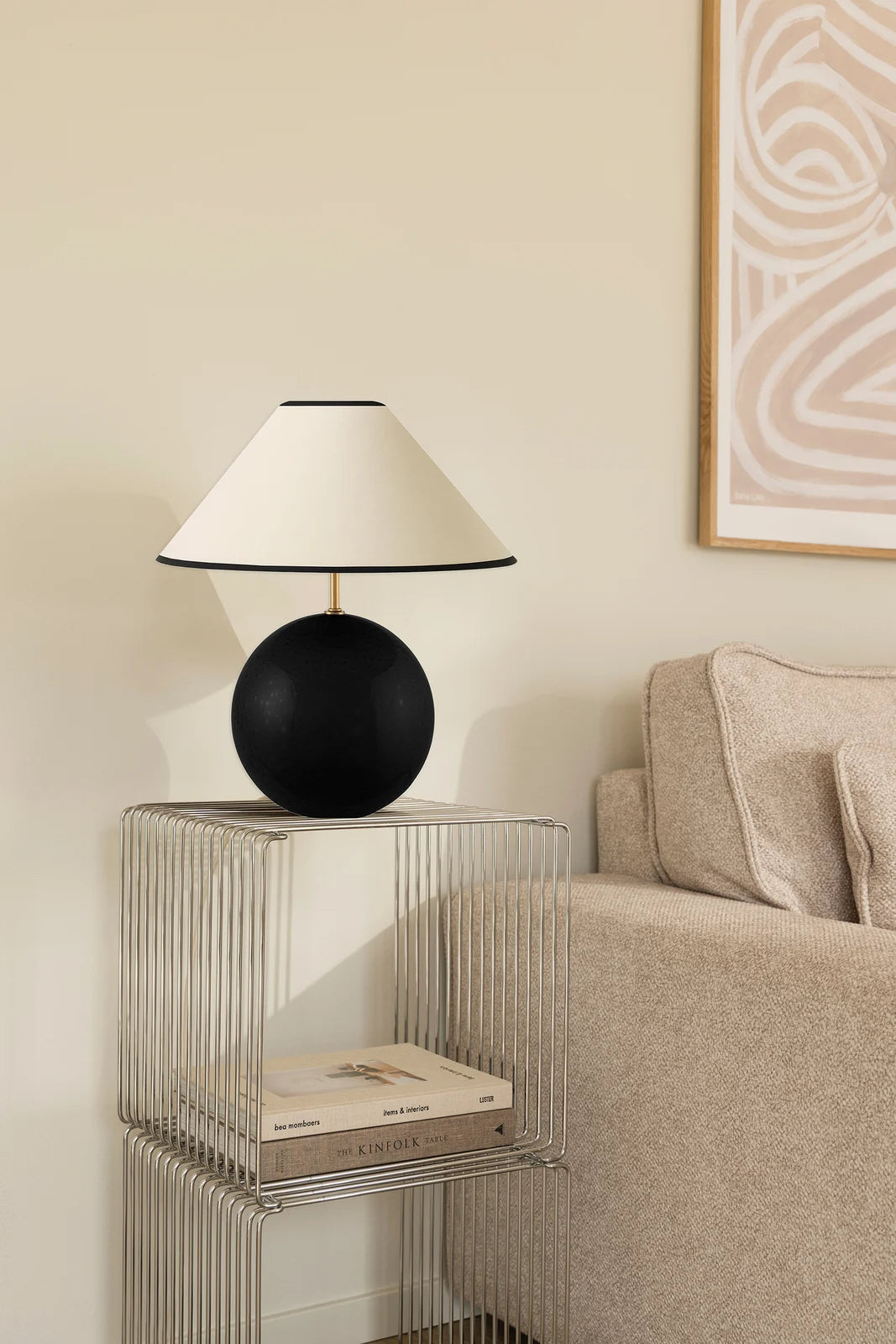 
Lampe de table design « Iris 35 » - Noir/Crème
